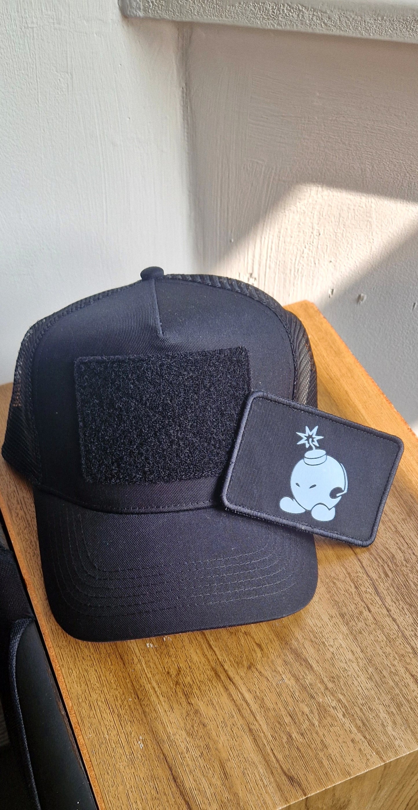 fuse box black snap back